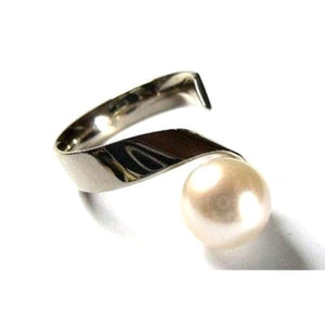 Fehérarany gyöngyös csavart gyűrű - V-Pearl